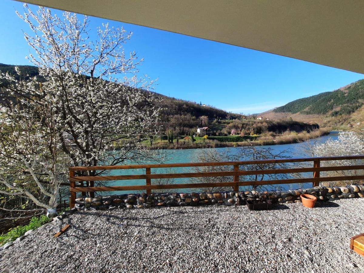 Apartmani Vila Na Drini Фоча Екстериор снимка