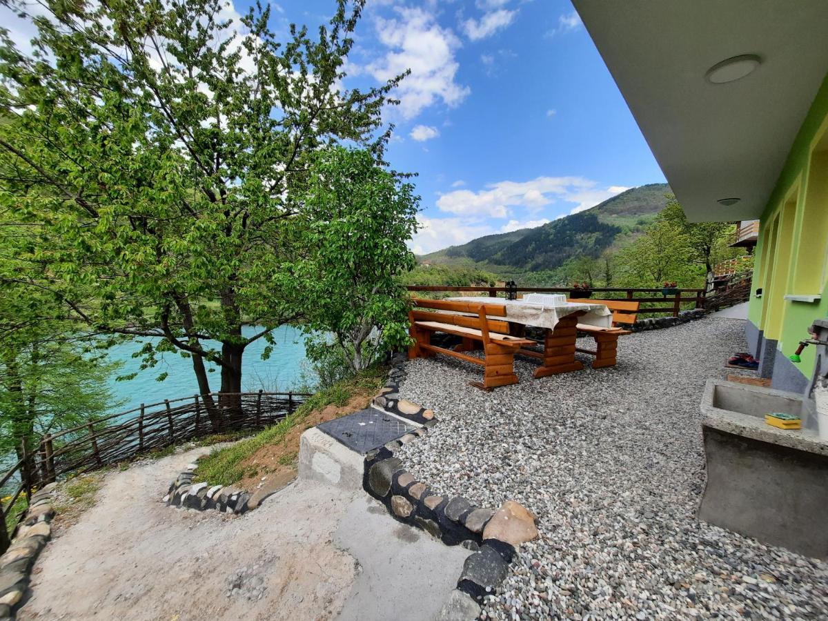 Apartmani Vila Na Drini Фоча Екстериор снимка